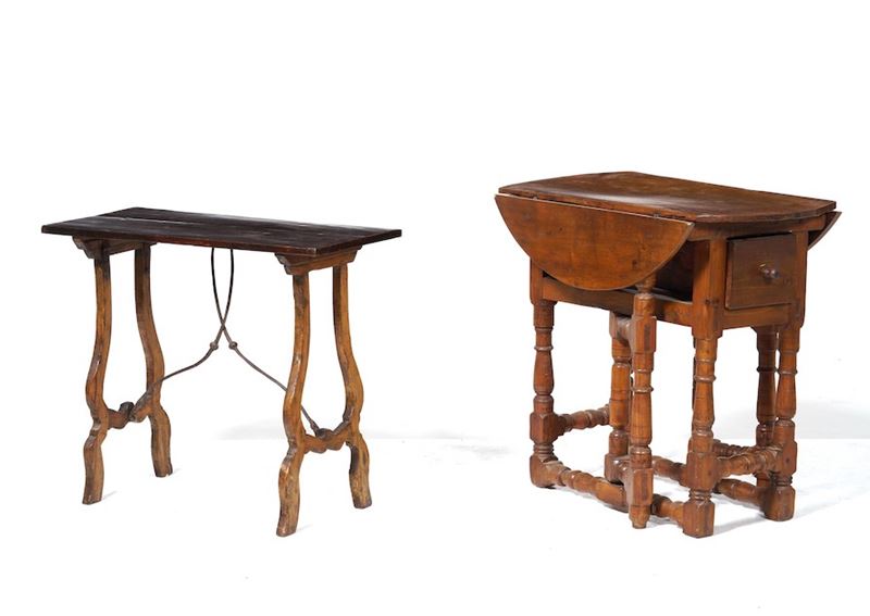 Lotto di due tavolini, di cui uno a bandelle  - Auction Antique October | Cambi Time - Cambi Casa d'Aste