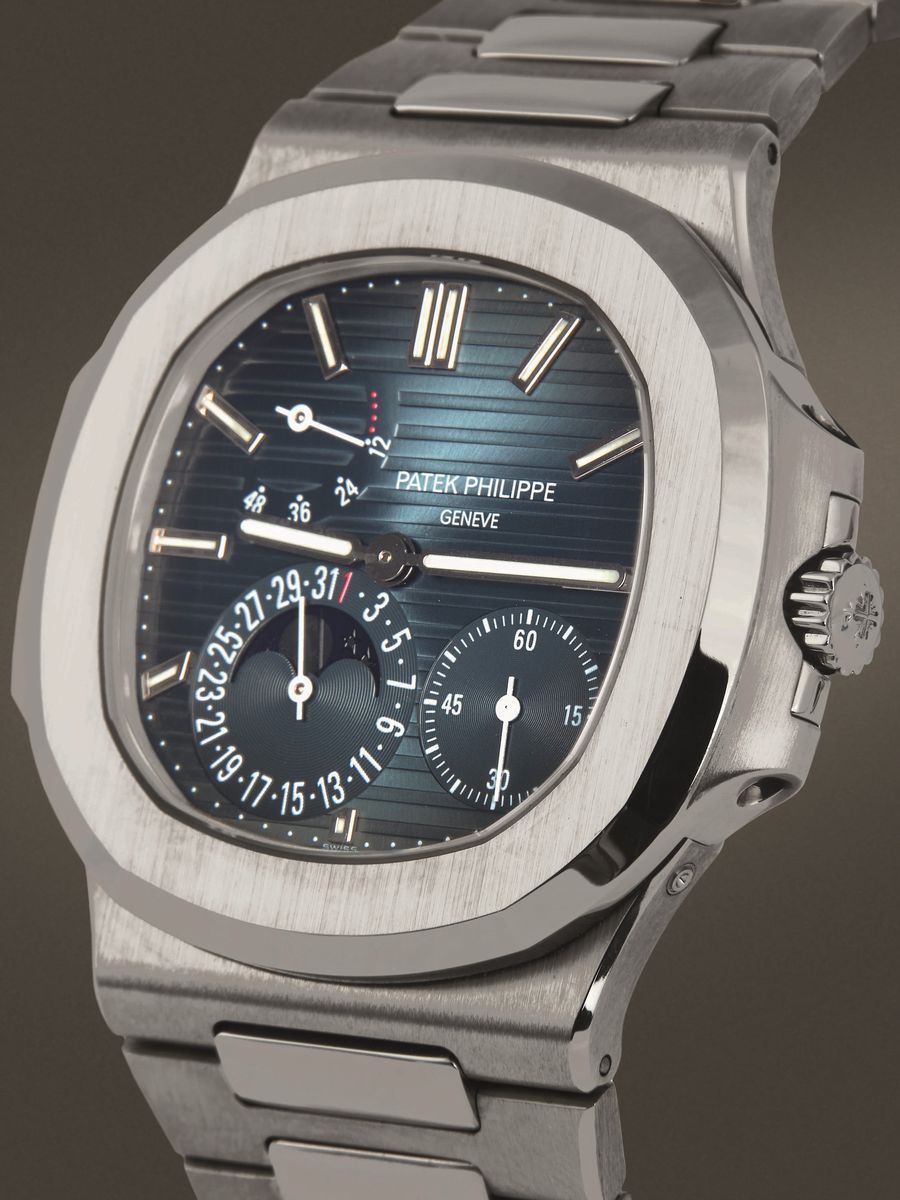 Patek Philippe - Nautilusorologio a Carica Automatica in Acciaio con Funzione di Calendario.