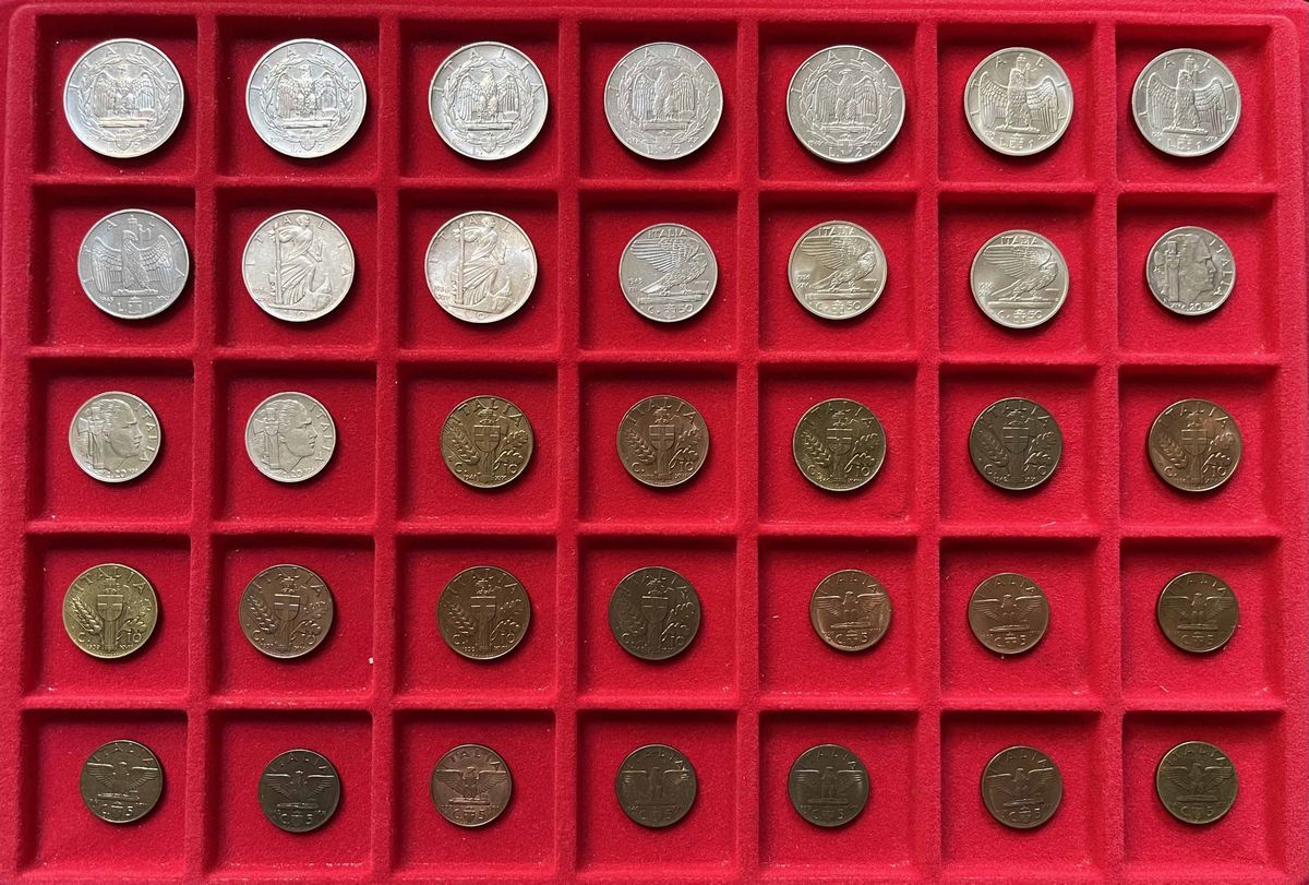 Regno D'italia. Lotto di 35 Monete.