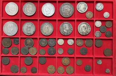 Zecche Italiane. Lotto di 52 Monete.