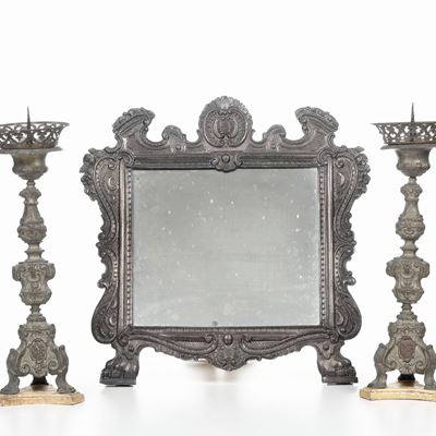 Coppia di Candelieri in Metallo Sbalzato Argentato, Cartagloria con Specchio, Due Acquasantiere i...