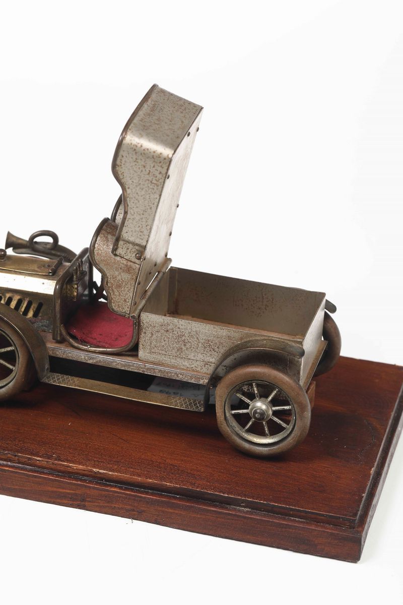 Modellino di auto, scala 1:18, metallo e plastica