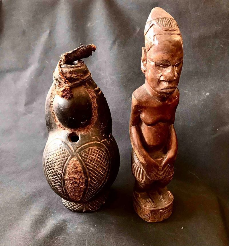 Due oggetti africani  - Asta Oltre 300 lotti ad offerta libera - Cambi Casa d'Aste