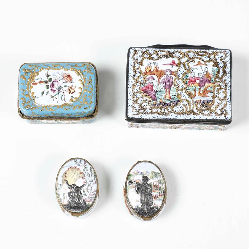 Quattro scatoline. XIX- inizio XX secolo.  - Auction Collectible Majolica and Porcelain - Cambi Casa d'Aste