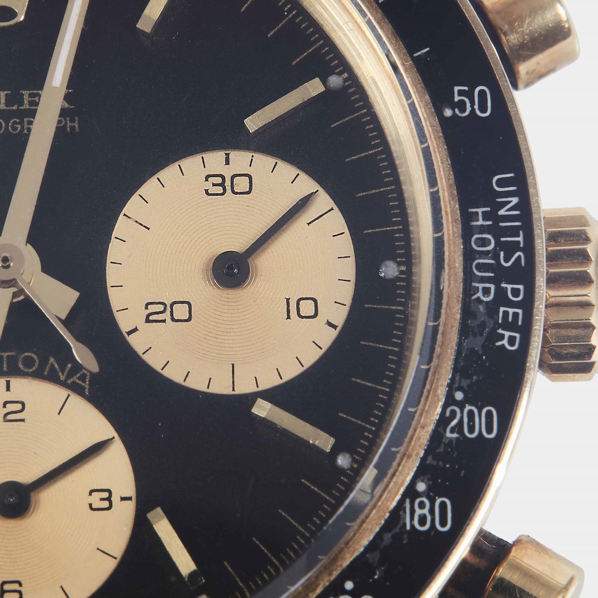 Rolex - Daytona Cronografo a Carica Manuale in Oro Giallo 14 Kt con 3 Contatori. Quadrante Nero c...