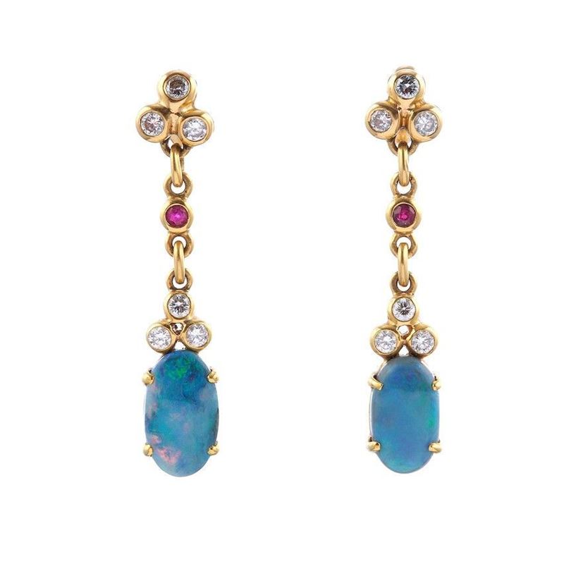 Pair of opal, diamond and ruby earrings  - Auction Fine Jewels - Cambi Casa d'Aste