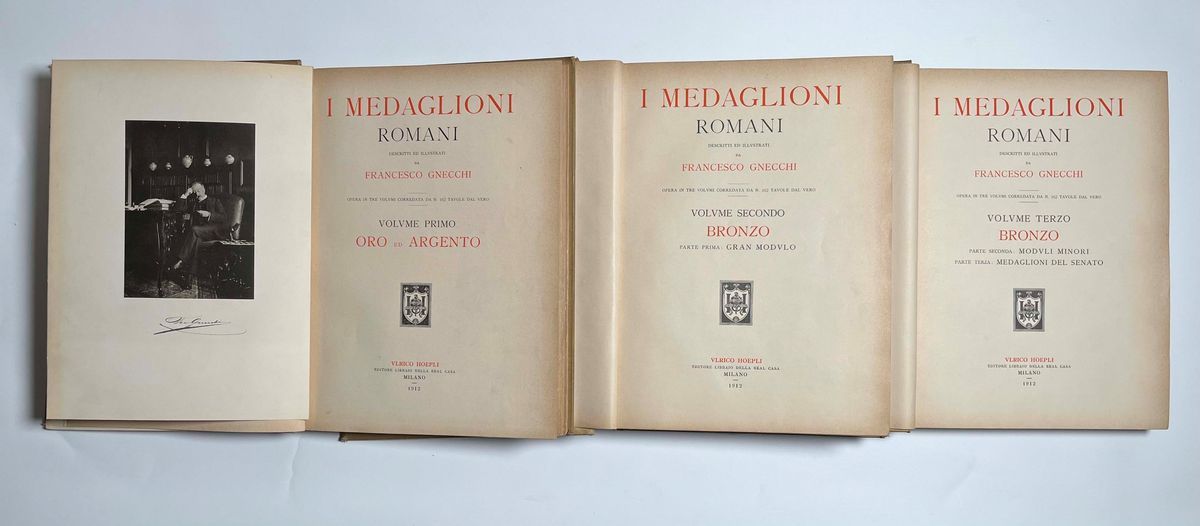 Gnecchi F. i Medaglioni Romani. Volume Primo. Oro ed Argento. Volume Secondo. Bronzo. Parte Prima...