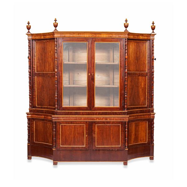 Mobile architettonico neoclassico a doppio corpo.<BR>Veneto XIX secolo
