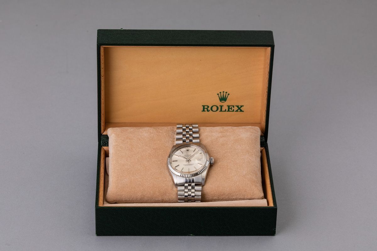 Rolex - Datejust 16014 Cassa in Acciaio con Lunetta Zigrinata in Oro Bianco, Quadrante Argentè co...