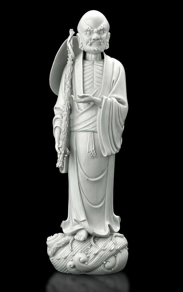 Figura di Damo in porcellana Blanc de Chine, Dehua, Cina, Dinastia Qing, XIX secolo