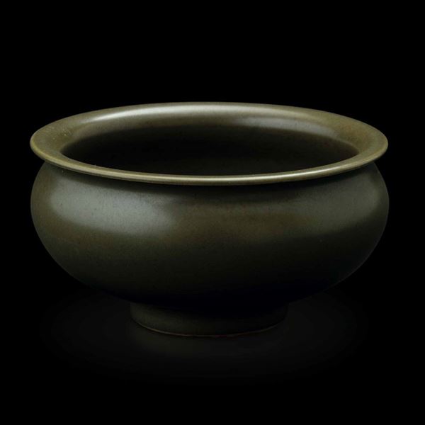 A Longquan bowl, China, Qing Dynasty