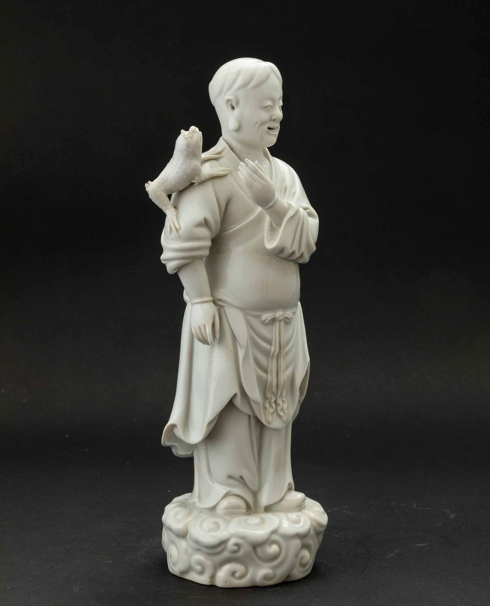 Figura di Saggio con Rana in Porcellana Blanc De Chine, Dehua, Cina, Dinastia Qing, Epoca Qianlon...