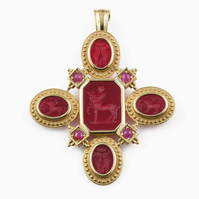 Carved paste and ruby pendant. Signed Tagliamonte  - Auction Fine Jewels - Cambi Casa d'Aste