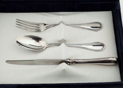 Servizio da Bambino in Argento Composto da Forchetta, Coltello e Cucchiaio. Argenteria Veneta del...