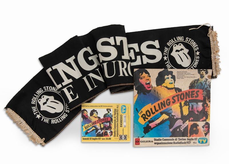 Brochure Rolling Stones tour con biglietto e sciarpa  - Asta POP Culture e Manifesti d'Epoca - Cambi Casa d'Aste