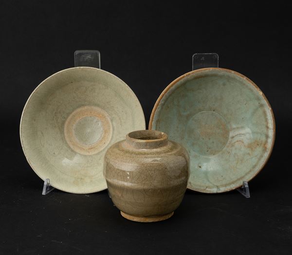 Three Longquan Celadon items, China, 1600s