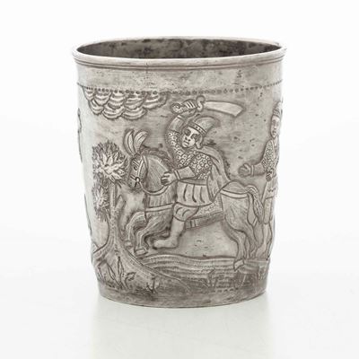 Bicchiere. Argento Fuso e Sbalzato. XX Secolo