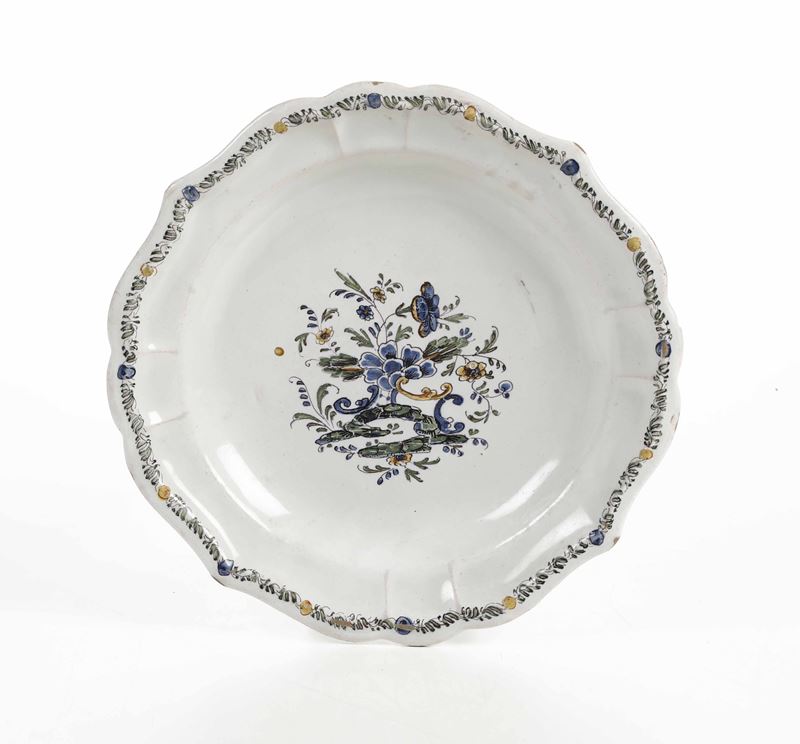 Piatto Nove, terzo quarto del XVIII secolo  - Auction Ceramics - Cambi Casa d'Aste