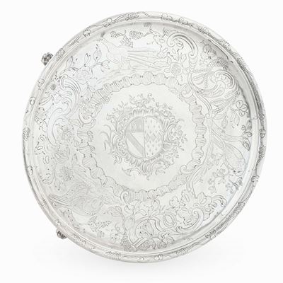 Salver. Argento Fuso, Sbalzato e Cesellato. Dublino 1728, Argentiere William Williamson