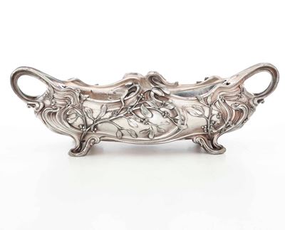 Centrotavola in Metallo di Gusto Liberty. XX Secolo