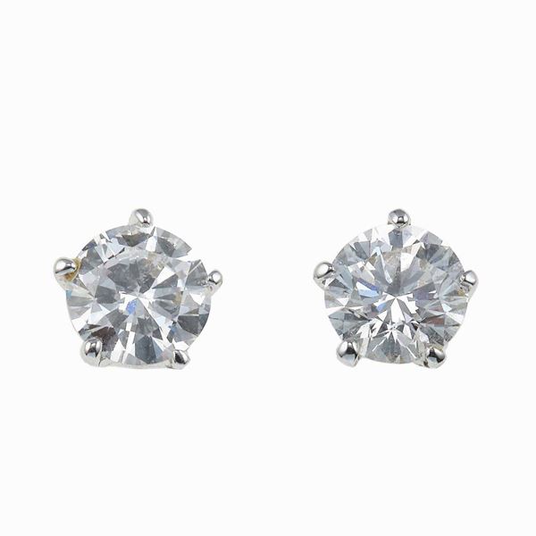 Pair of brilliant-cut diamond earrings