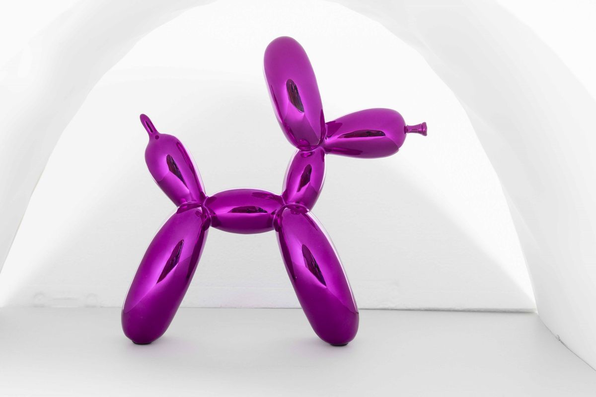 Balloon Dog (magenta)
