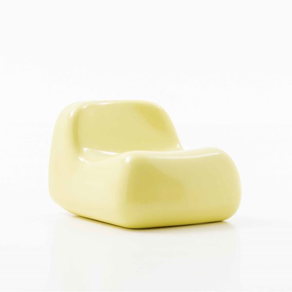 Jarel Portman,&#160;Bill Bradfield / Portman Architects - 092/100 Poltrona mod. Jumbo