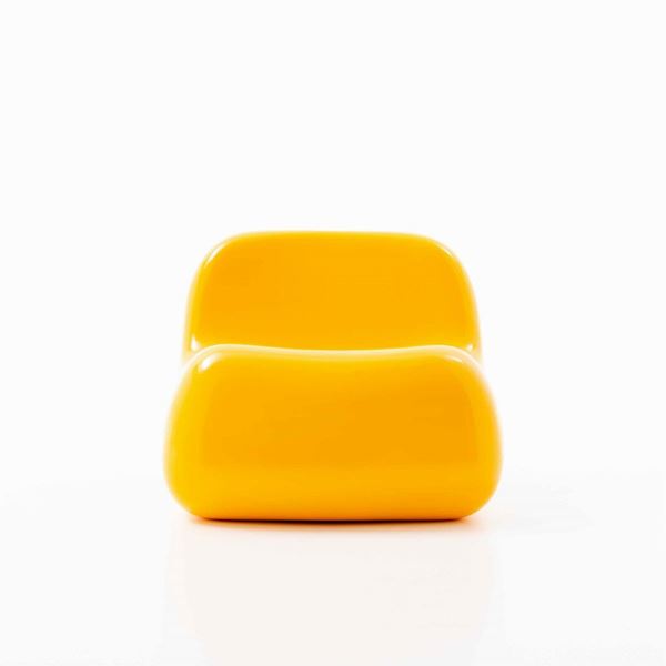 Jarel Portman,&#160;Bill Bradfield / Portman Architects - 097/100 Poltrona mod. Jumbo