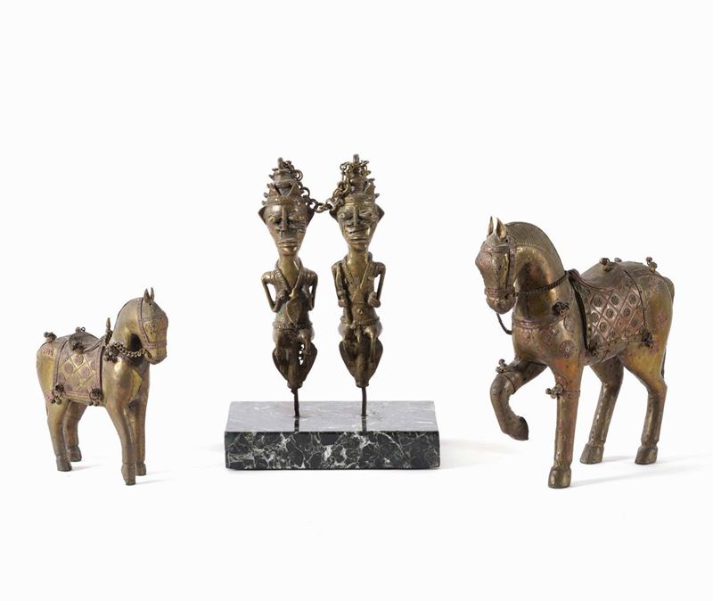 Lotto composto da tre sculture in metallo dorato  - Auction Antique October | Cambi Time - Cambi Casa d'Aste