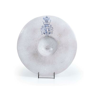 Due grandi piatti, Maiolica policroma, XX secolo