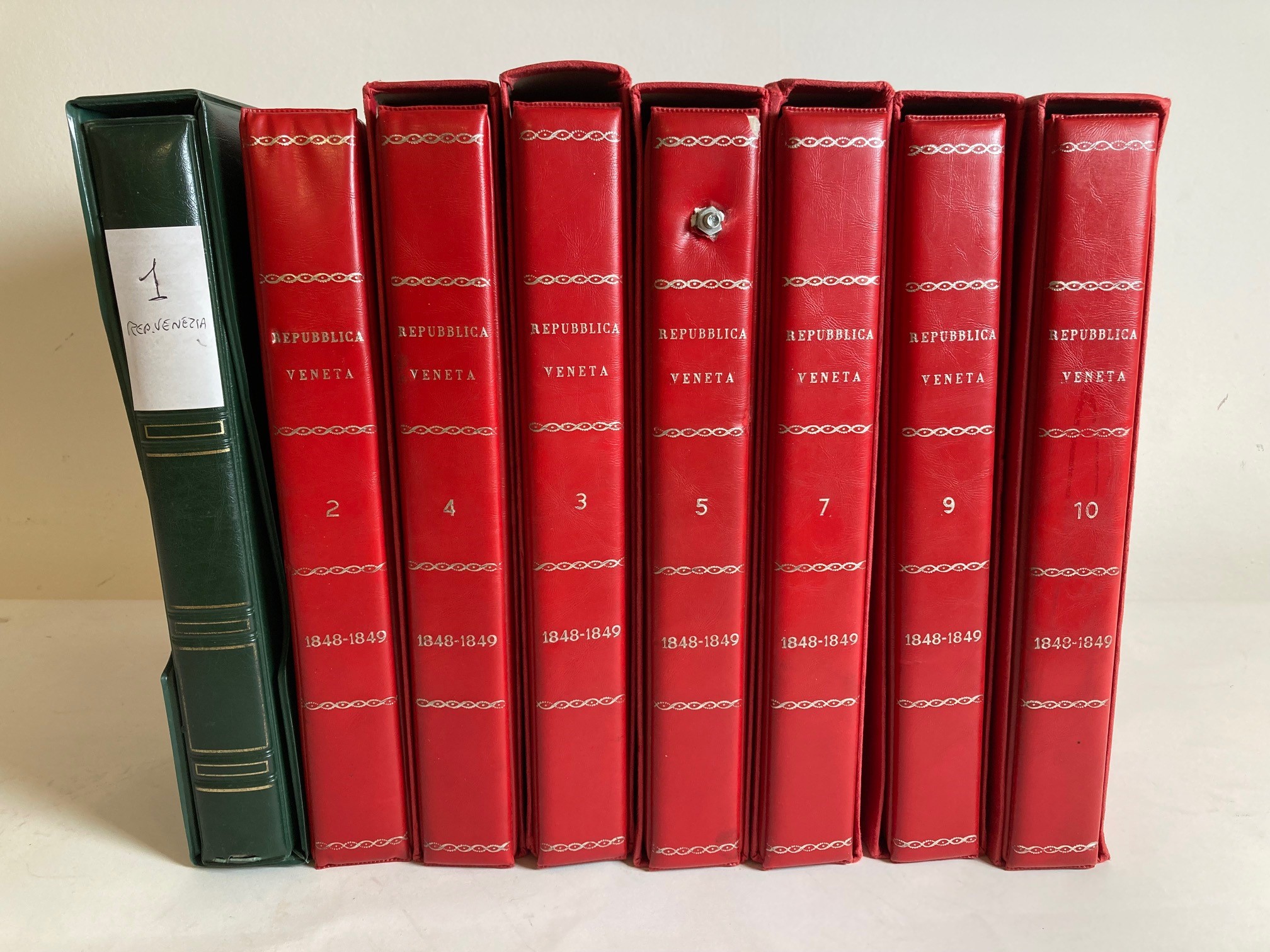 Lotti e Collezioni - Repubblica Veneta 1848/1849 - Splendida Collezione in Otto Volumi di Oltre 2...