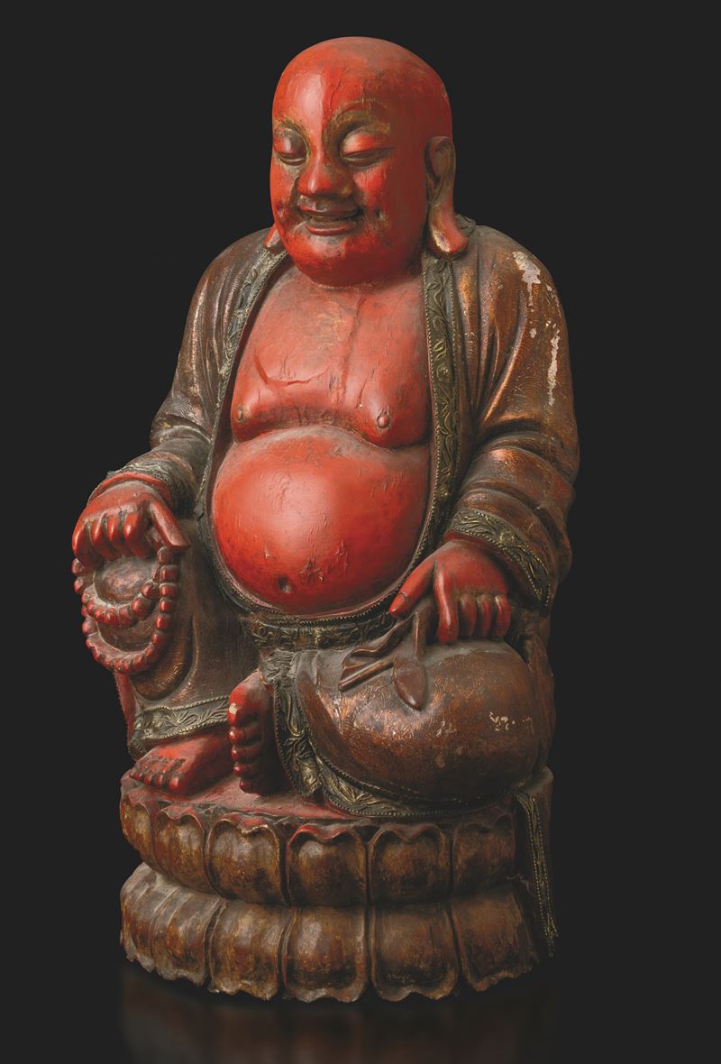 Grande figura di Budai  in legno laccato Cina, Dinastia Qing, XIX secolo  - Asta Arte Orientale - II - Cambi Casa d'Aste