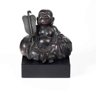 Figura di Budai in Bronzo con Dettagli a Smalto Cloisonnè, Giappone, XIX Secolo