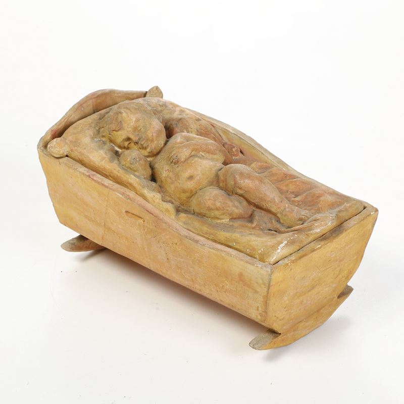 Terracotta raffigurante culla con neonato  - Auction Antiques - Cambi Casa d'Aste