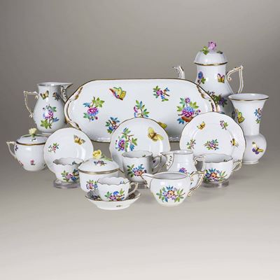 Servizio da Tè e Caffè “queen Victoria”ungheria, Manifattura Herend, XX Secolo