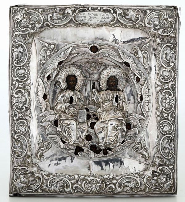 Icona raffigurante la Trinità a tempera su tavola. Riza in argento fuso, sbalzato e traforato. Mosca 1850
