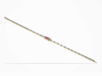 Bracciale con Rubino Burma e Piccoli Diamanti