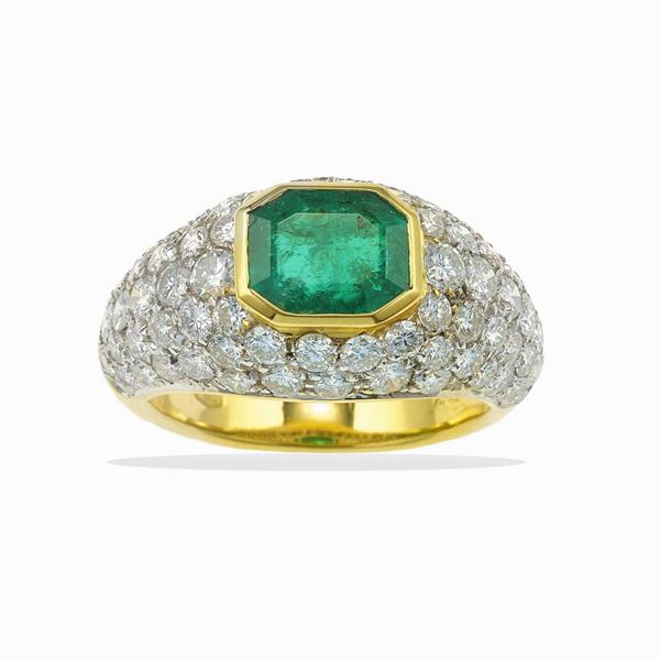 Anello con smeraldo Colombia di ct 2.20 circa e diamanti