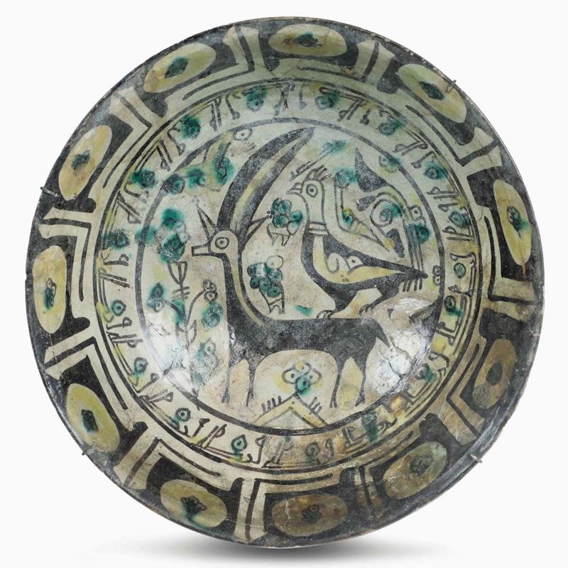 Coppa Persia (Iran), Nishapur, IX-X secolo  - Asta Maioliche e Porcellane - Cambi Casa d'Aste