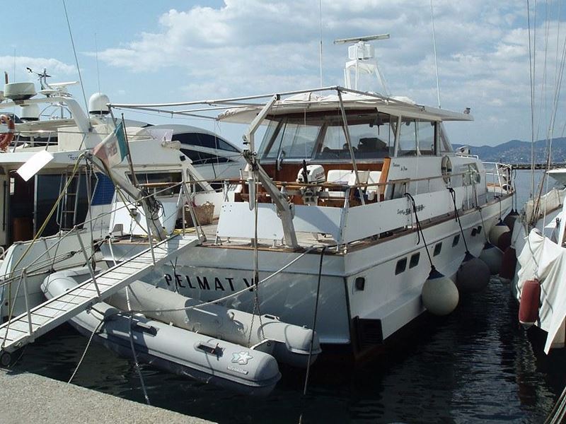 yacht auction italy