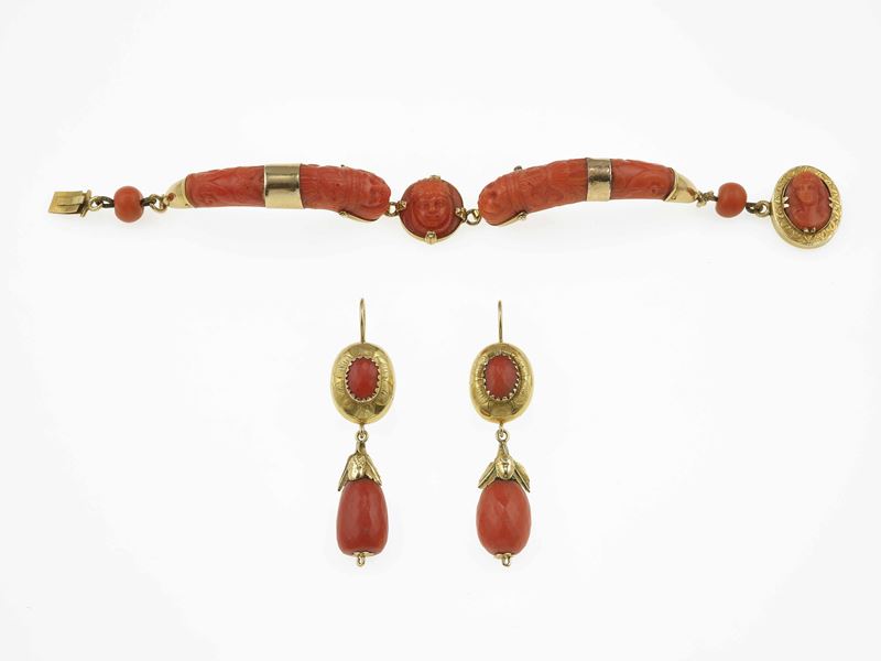Coral and gold bracelet and a pair of earrings  - Auction Fine Jewels - Cambi Casa d'Aste