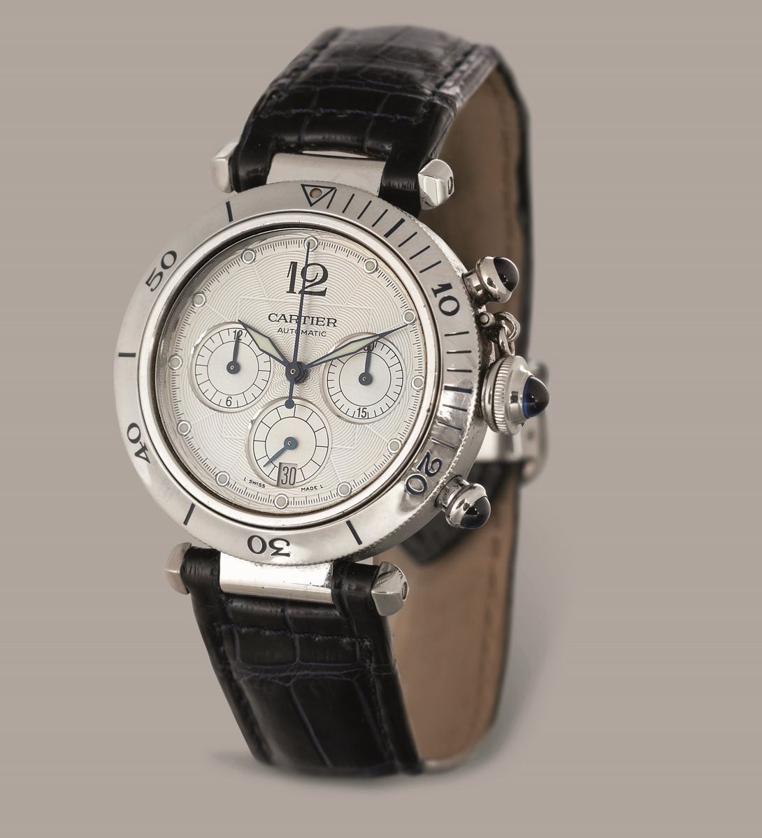 Cartier - Pasha in Acciaio Automatico, Cronografo Tre Contatori Quadrante Bianco con Numeri Arabi...