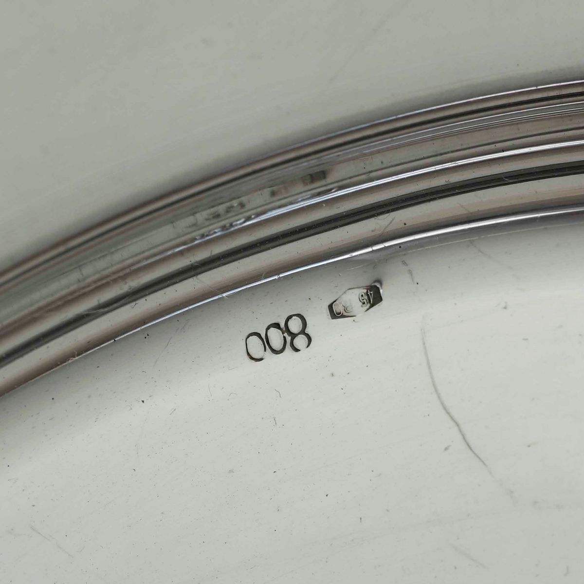 Insieme di Piatto, Alzata, Zuccheriera e Candelabro in Argento. Varie Manifatture Italiane del XX...