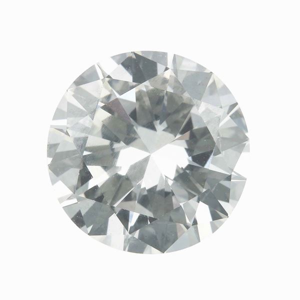 Diamante taglio brillante di ct 5.92, colore M, caratteristiche interne VS1, fluorescenza none