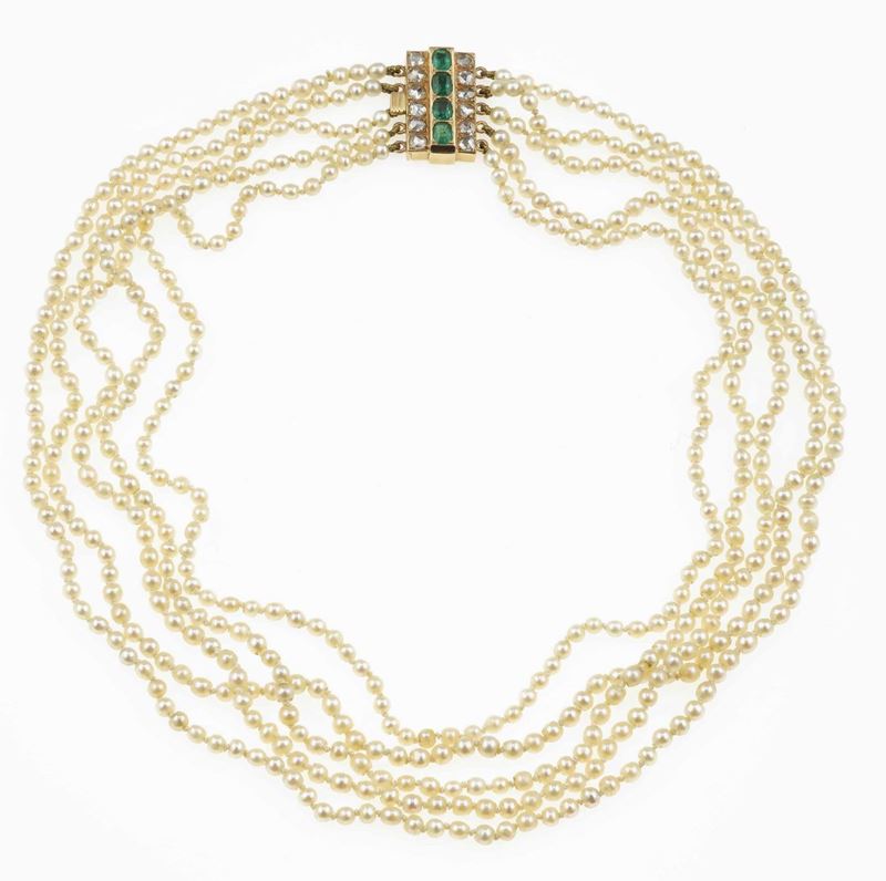 Collana composta da cinque fili di piccole perle  - Asta Fine Jewels - Cambi Casa d'Aste