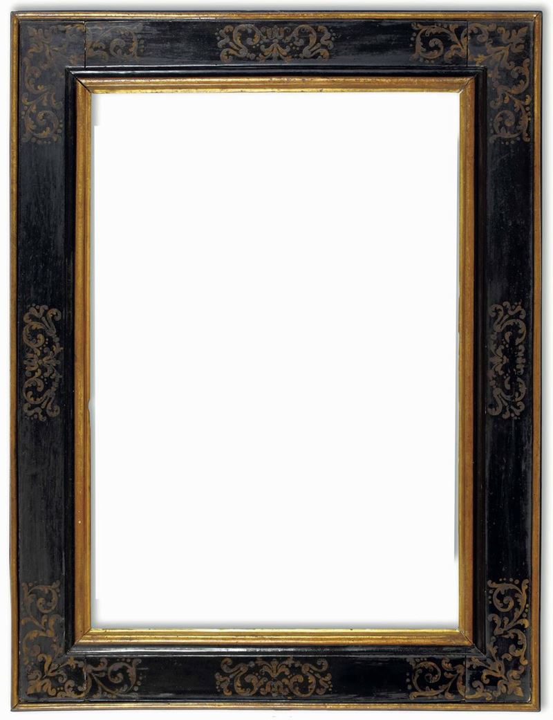 Cornice a cassetta in legno ebanizzato e racemi dorati, Toscana XVII secolo  - Auction Frames - Cambi Casa d'Aste