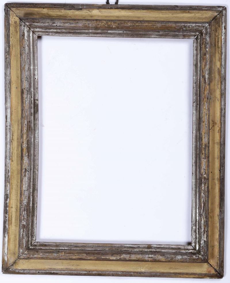 Cornice modanata in legno laccato e argentato, Toscana XVIII secolo  - Auction Frames - Cambi Casa d'Aste