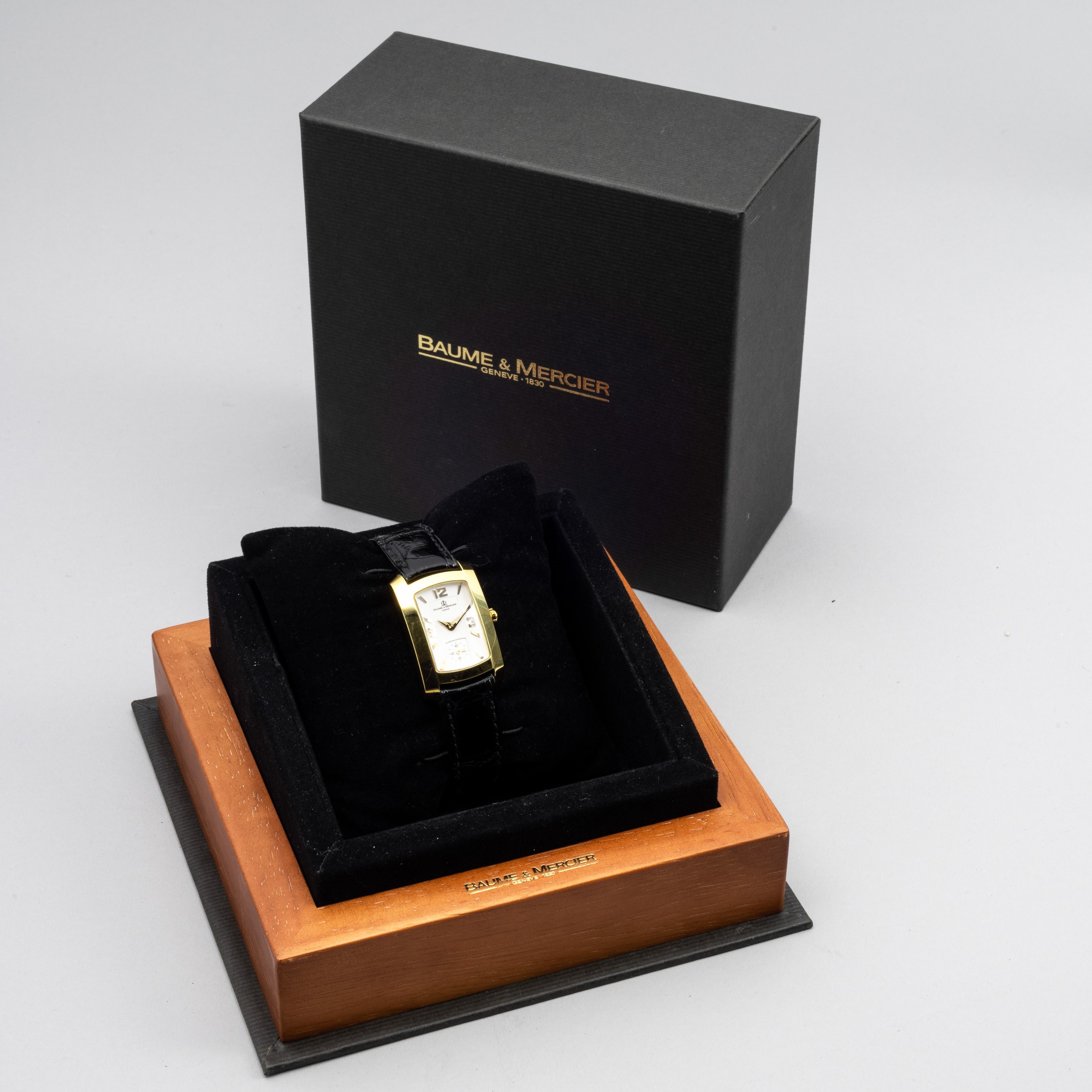Baume & Mercier - Tank Lady