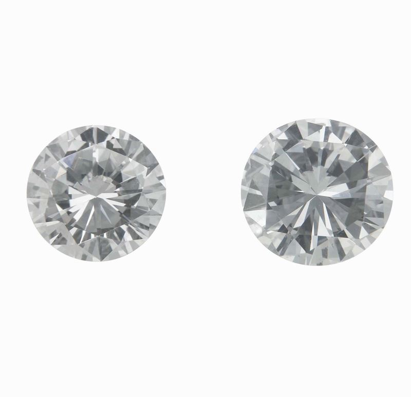 Two brilliant-cut diamond weighings 1.64 and 2.13 carats. Gemmological Report R.A.G. Torino n. D22047mn  - Auction Fine Jewels - Cambi Casa d'Aste