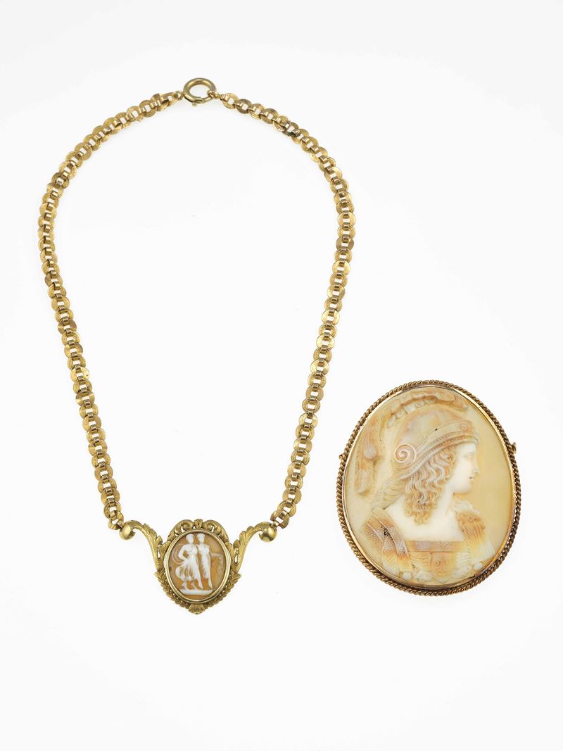 Gold and cameo brooch and necklace  - Auction Fine Jewels - Cambi Casa d'Aste